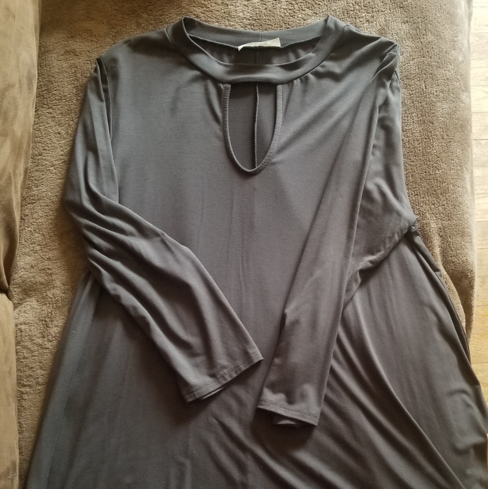 Dark grey long top